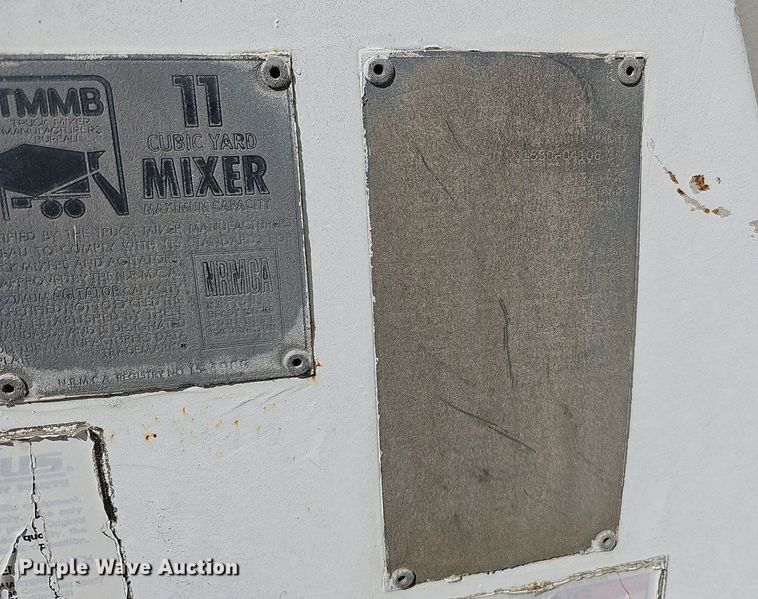 image for item DQ1087 1993 Mack RD960S  ready mix truck