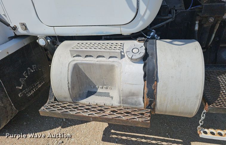 image for item DQ1087 1993 Mack RD960S  ready mix truck