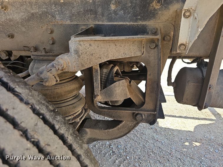 image for item DQ1087 1993 Mack RD960S  ready mix truck