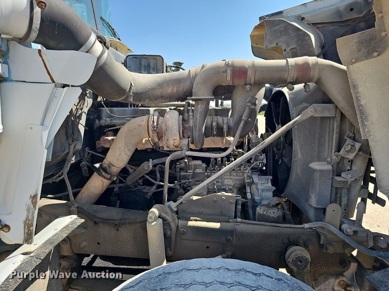 image for item DQ1087 1993 Mack RD960S  ready mix truck