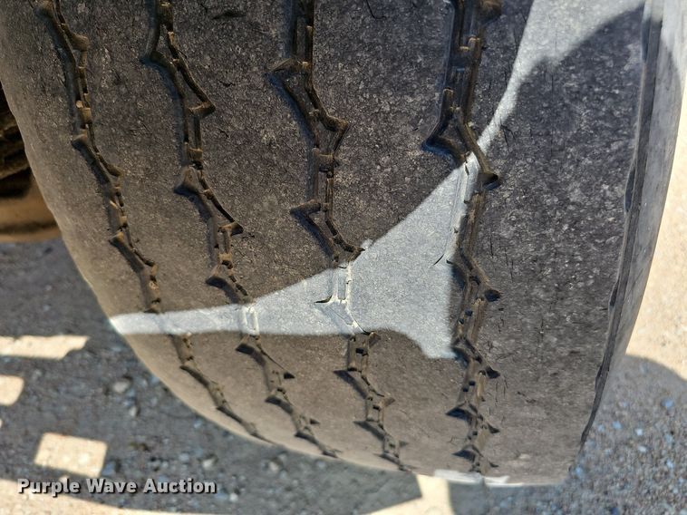 image for item DQ1087 1993 Mack RD960S  ready mix truck