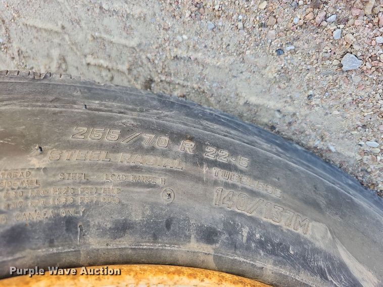 image for item DQ1087 1993 Mack RD960S  ready mix truck