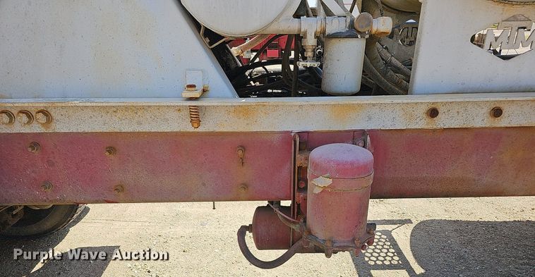 image for item DQ1088 1993 Mack RD690S  ready mix truck