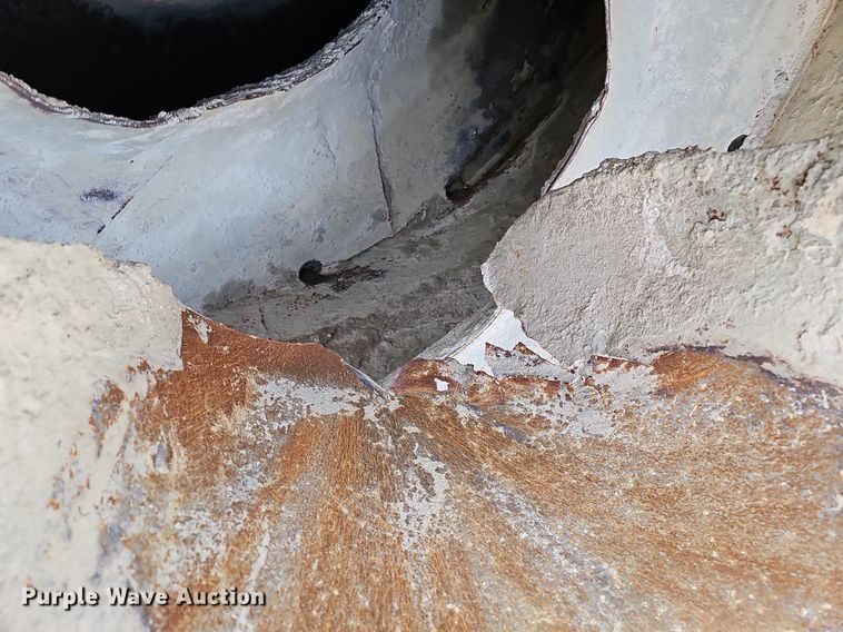 image for item DQ1088 1993 Mack RD690S  ready mix truck