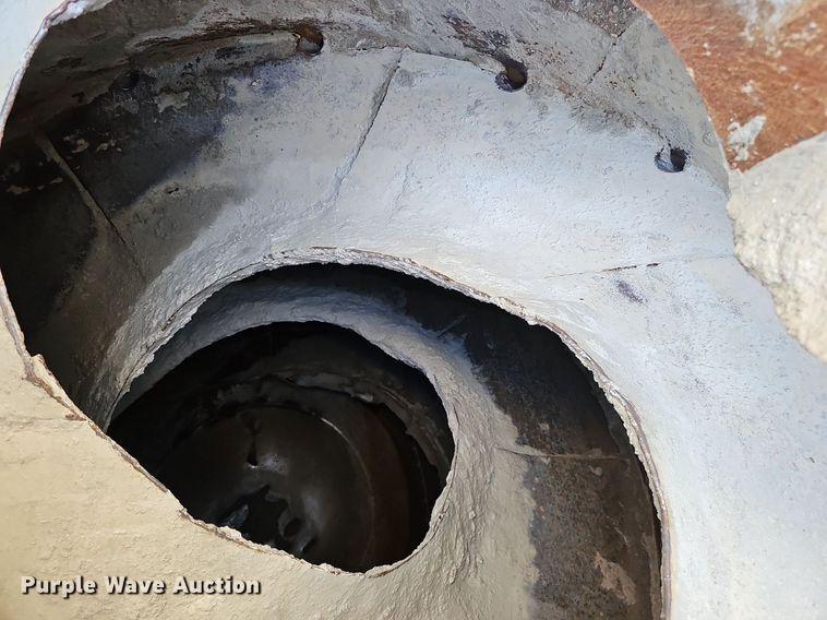 image for item DQ1088 1993 Mack RD690S  ready mix truck