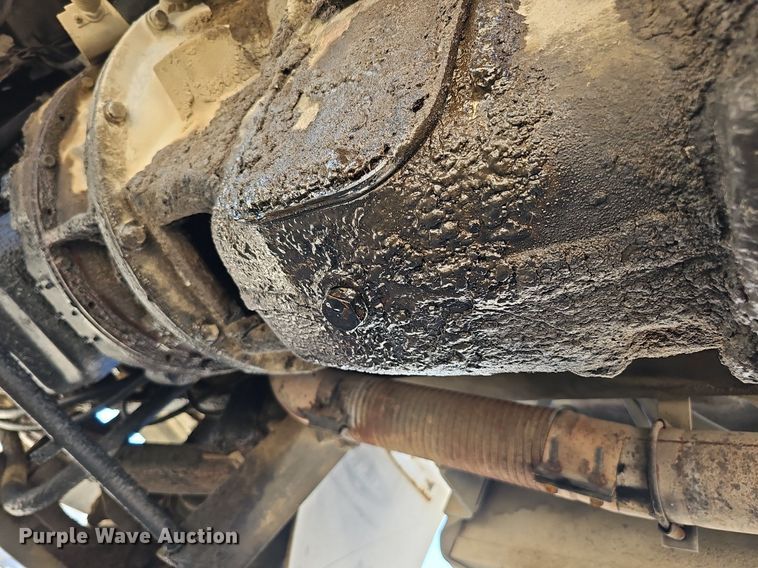 image for item DQ1088 1993 Mack RD690S  ready mix truck