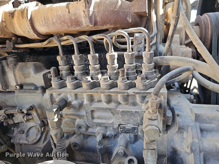 image for item DQ1088 1993 Mack RD690S  ready mix truck