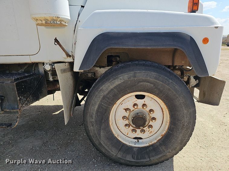 image for item DQ1088 1993 Mack RD690S  ready mix truck