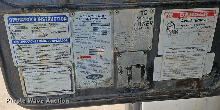 image for item DQ1088 1993 Mack RD690S  ready mix truck