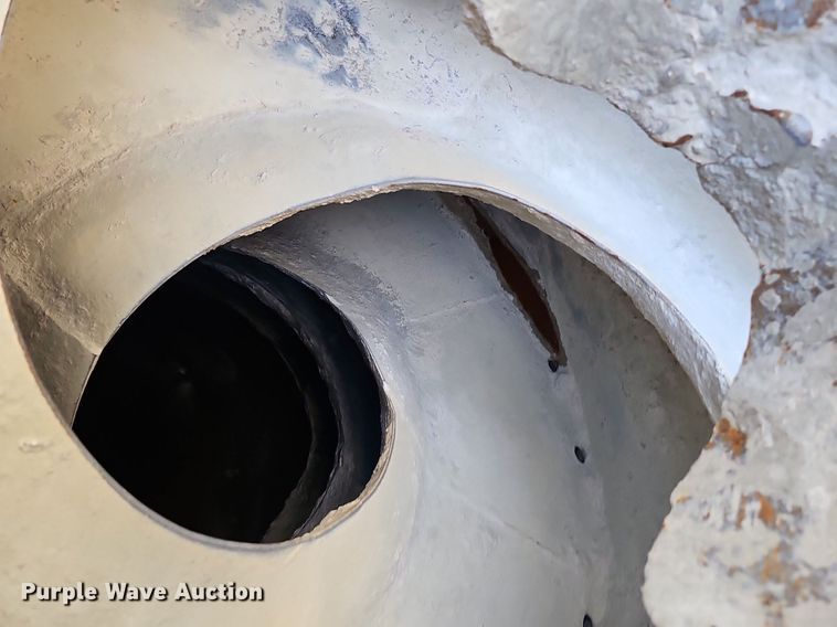 image for item DQ1089 2000 Mack RD690S  ready mix truck