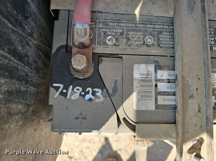 image for item DQ1089 2000 Mack RD690S  ready mix truck