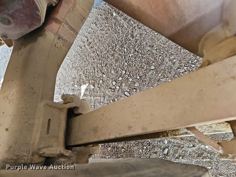 image for item DQ1089 2000 Mack RD690S  ready mix truck