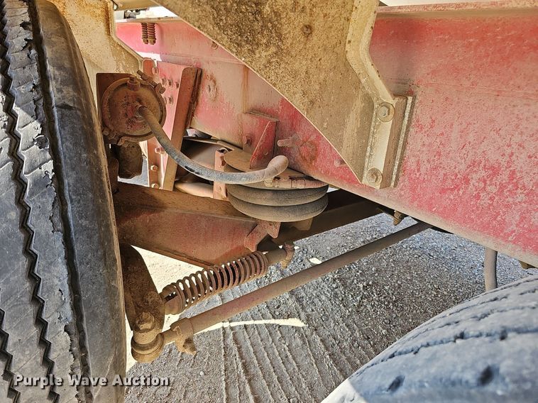 image for item DQ1089 2000 Mack RD690S  ready mix truck