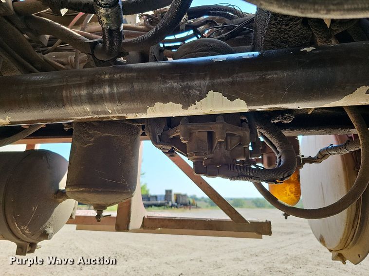 image for item DQ1089 2000 Mack RD690S  ready mix truck