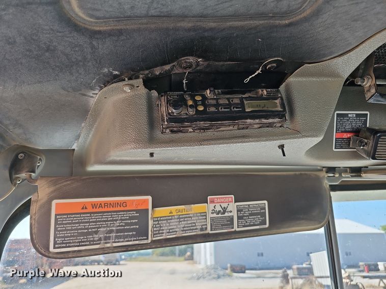 image for item DQ1089 2000 Mack RD690S  ready mix truck