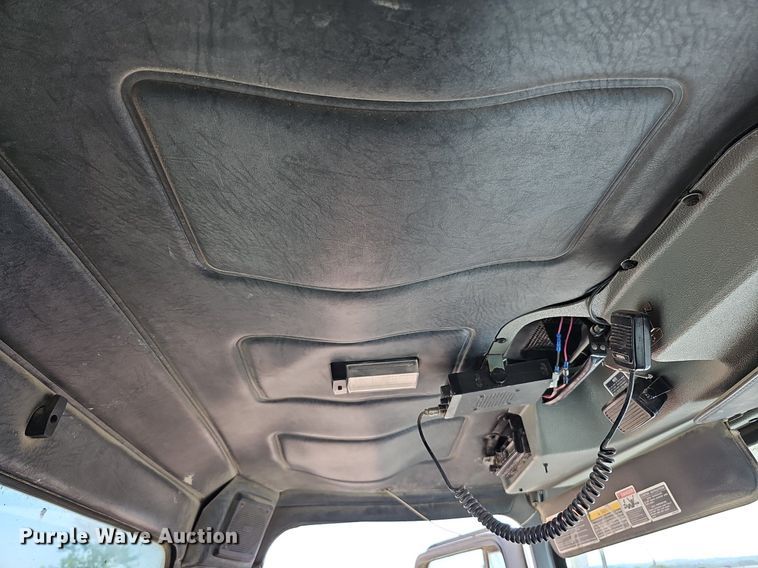 image for item DQ1089 2000 Mack RD690S  ready mix truck