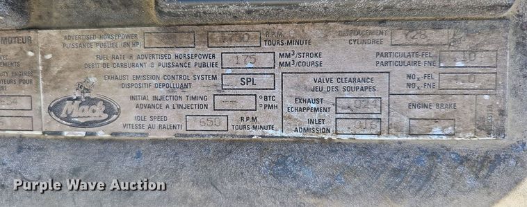 image for item DQ1089 2000 Mack RD690S  ready mix truck