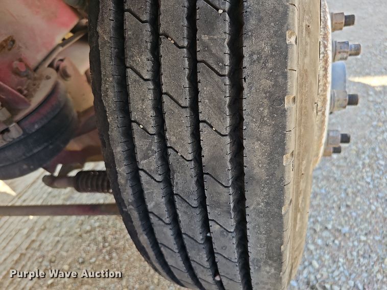 image for item DQ1089 2000 Mack RD690S  ready mix truck