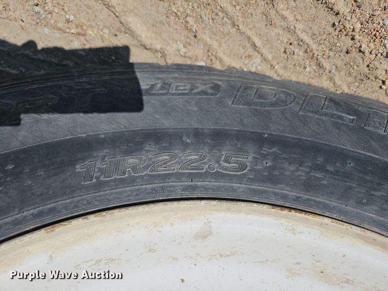 image for item DQ1089 2000 Mack RD690S  ready mix truck