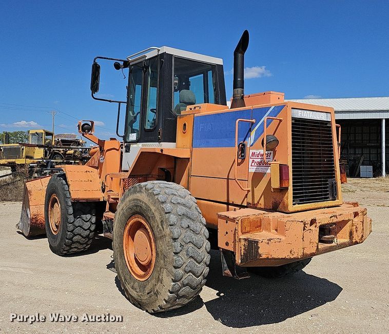 image for item DQ1090 1995 Fiat-Allis FR130.2  wheel loader