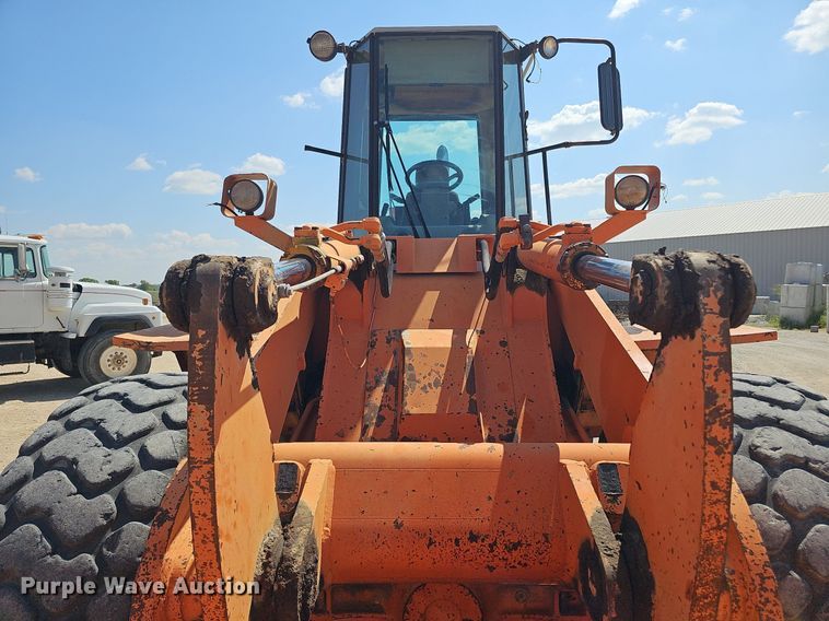 image for item DQ1090 1995 Fiat-Allis FR130.2  wheel loader