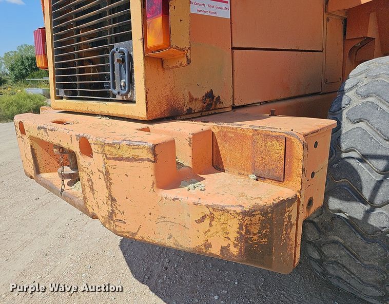 image for item DQ1090 1995 Fiat-Allis FR130.2  wheel loader