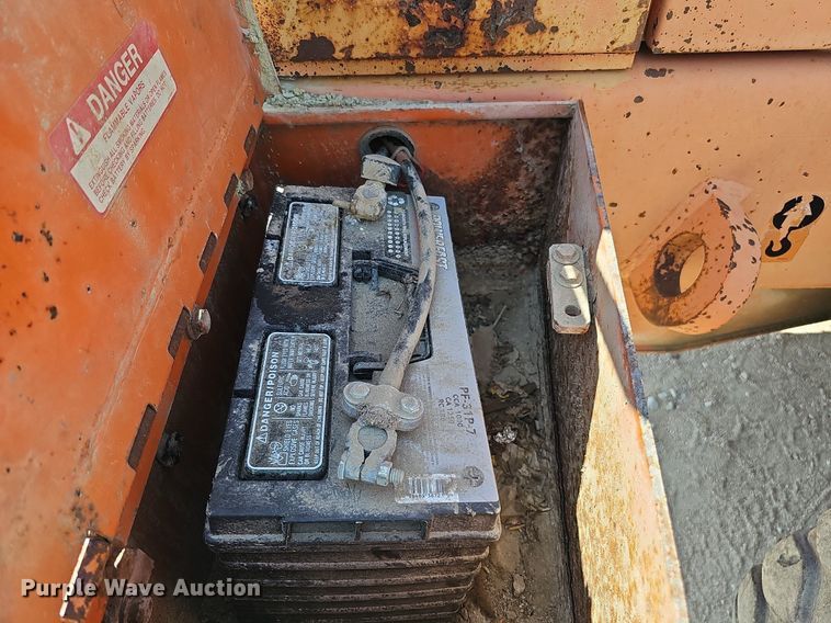 image for item DQ1090 1995 Fiat-Allis FR130.2  wheel loader