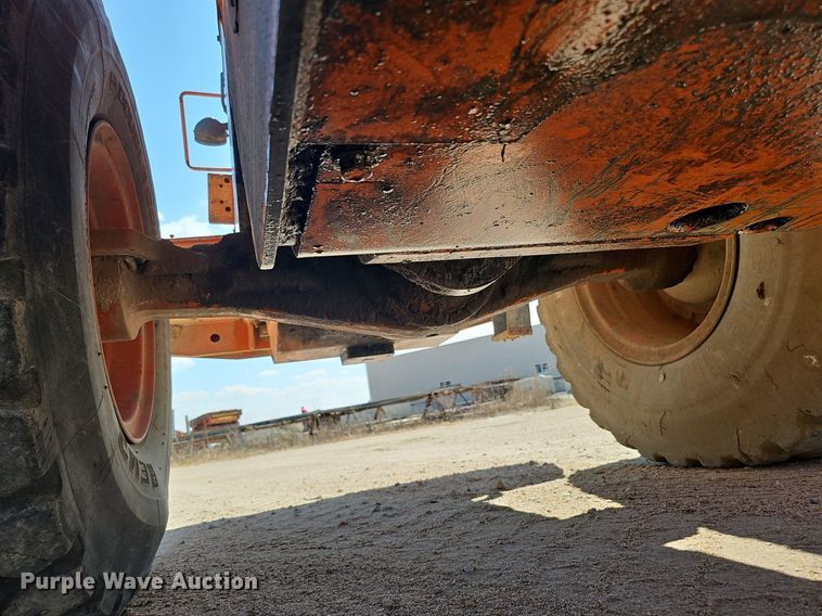 image for item DQ1090 1995 Fiat-Allis FR130.2  wheel loader