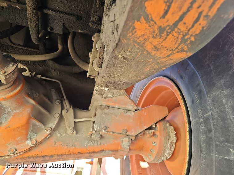 image for item DQ1090 1995 Fiat-Allis FR130.2  wheel loader