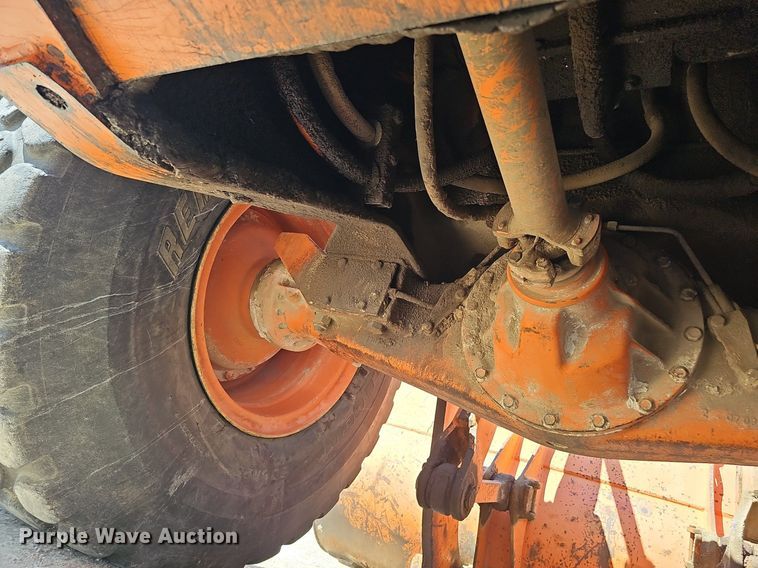 image for item DQ1090 1995 Fiat-Allis FR130.2  wheel loader