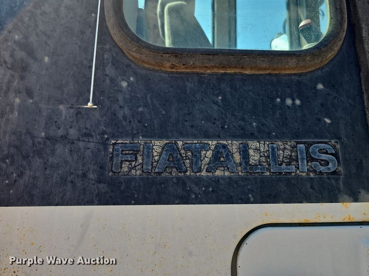 image for item DQ1090 1995 Fiat-Allis FR130.2  wheel loader