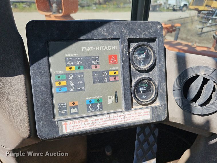 image for item DQ1090 1995 Fiat-Allis FR130.2  wheel loader