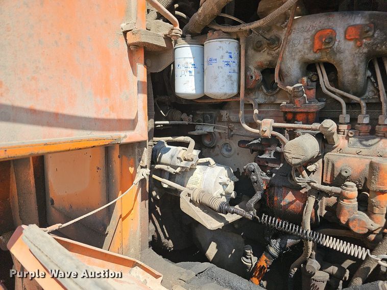 image for item DQ1090 1995 Fiat-Allis FR130.2  wheel loader