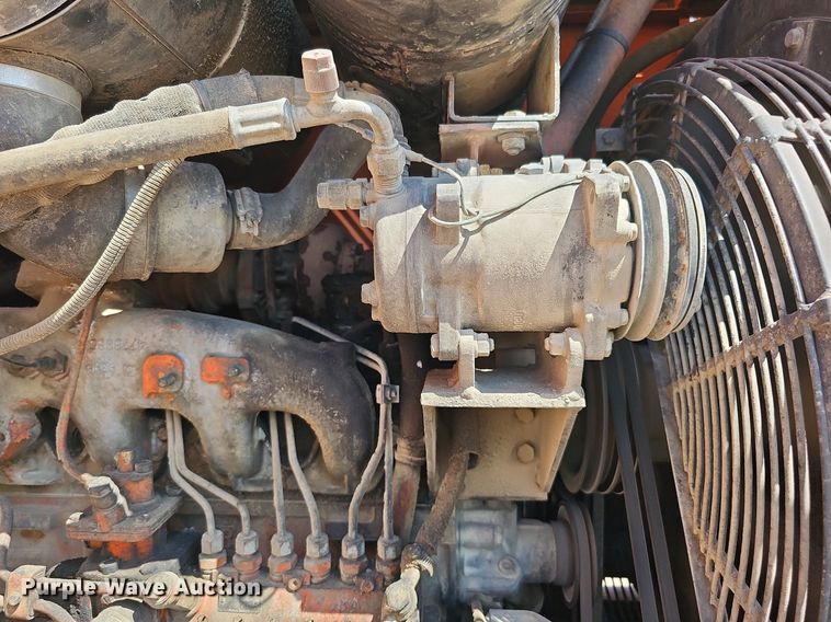 image for item DQ1090 1995 Fiat-Allis FR130.2  wheel loader