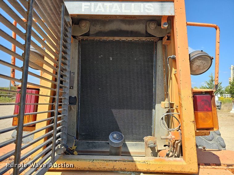 image for item DQ1090 1995 Fiat-Allis FR130.2  wheel loader