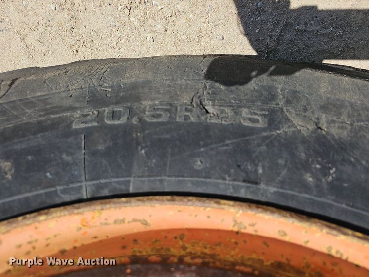 image for item DQ1090 1995 Fiat-Allis FR130.2  wheel loader