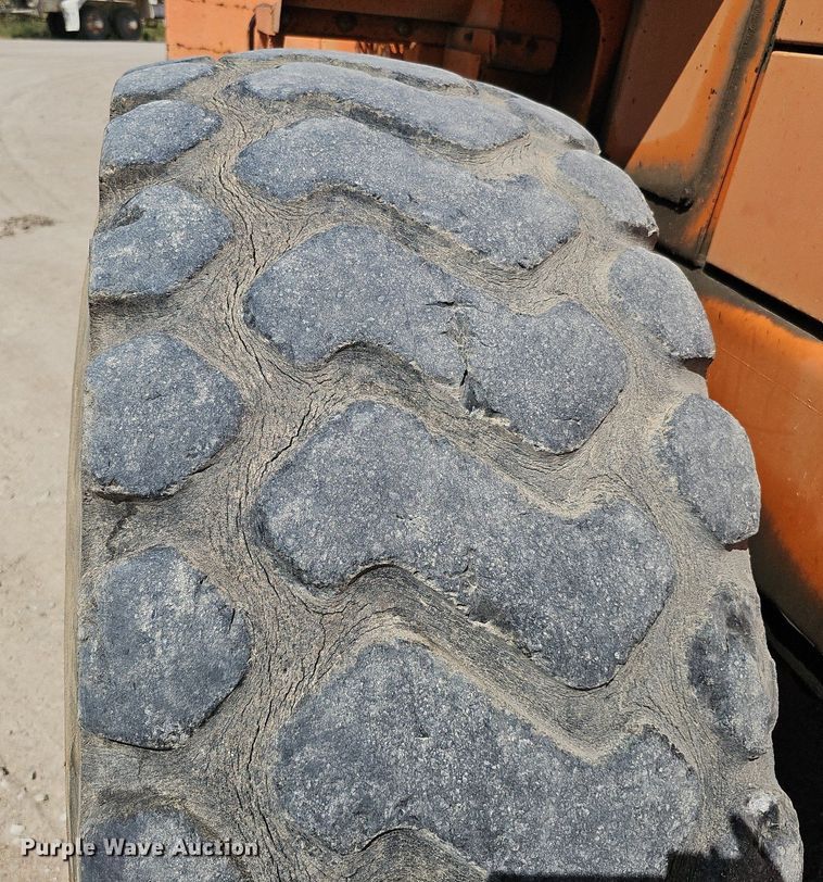 image for item DQ1090 1995 Fiat-Allis FR130.2  wheel loader