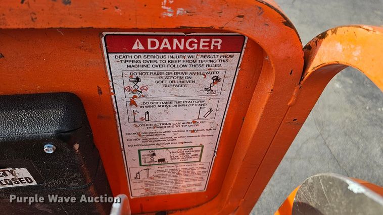 image for item DQ1107 2017 Snorkel S3219E  scissor lift