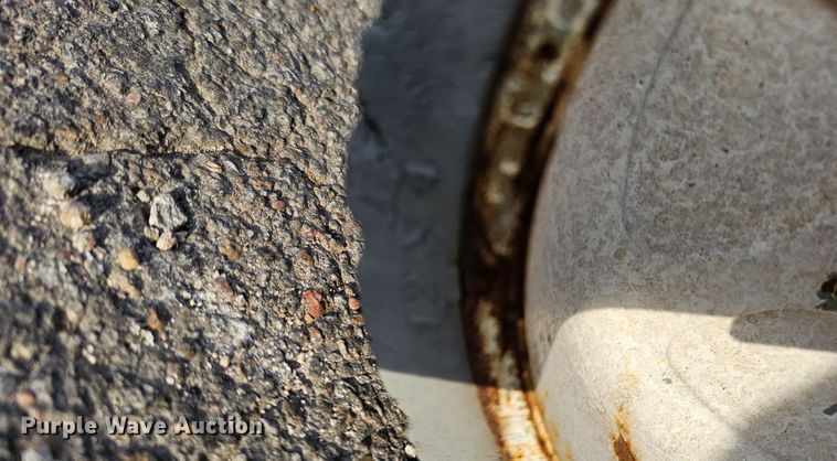 image for item DQ1107 2017 Snorkel S3219E  scissor lift