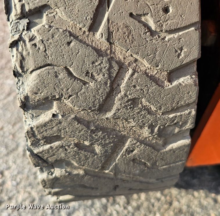 image for item DQ1107 2017 Snorkel S3219E  scissor lift