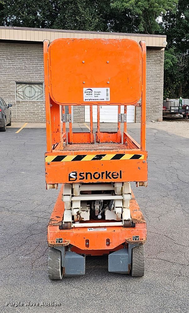 image for item DQ1108 2016 Snorkel S3219E  scissor lift