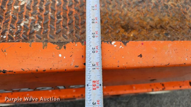 image for item DQ1108 2016 Snorkel S3219E  scissor lift