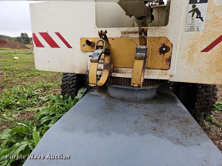 image for item DQ1161 1999 Terex TB44  boom lift