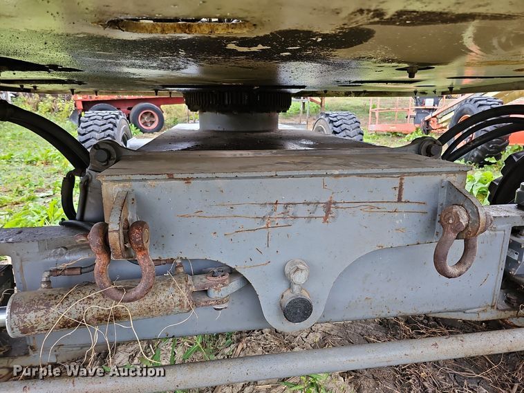 image for item DQ1161 1999 Terex TB44  boom lift