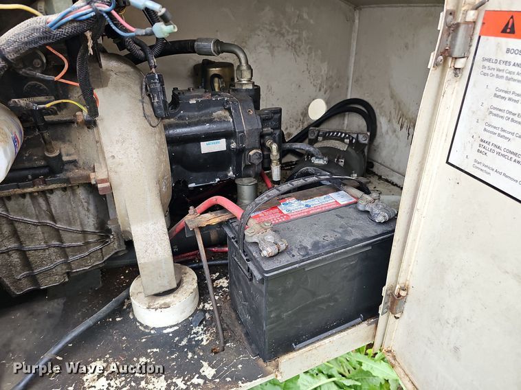 image for item DQ1161 1999 Terex TB44  boom lift