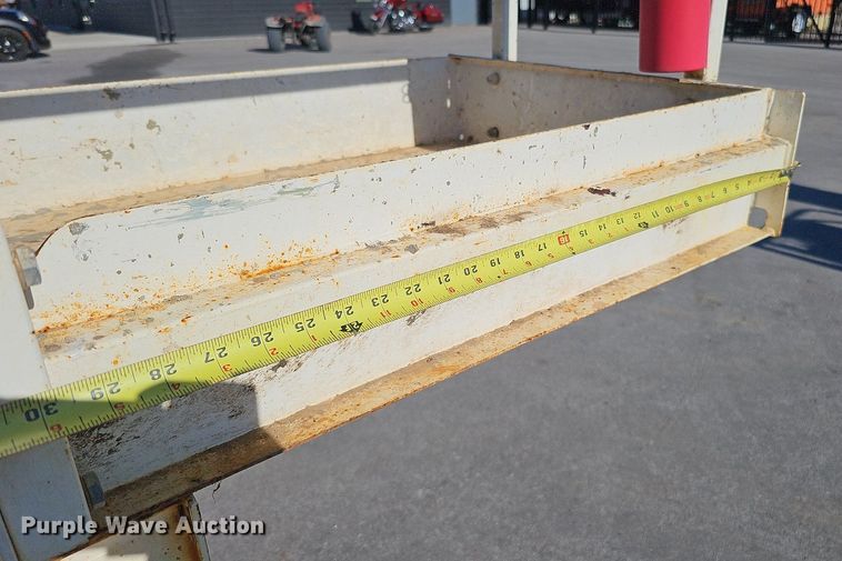 image for item DQ1166 2014 JLG Industries 1932RS  scissor lift