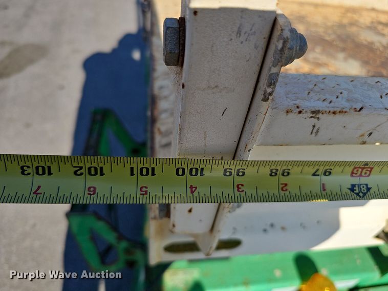 image for item DQ1166 2014 JLG Industries 1932RS  scissor lift