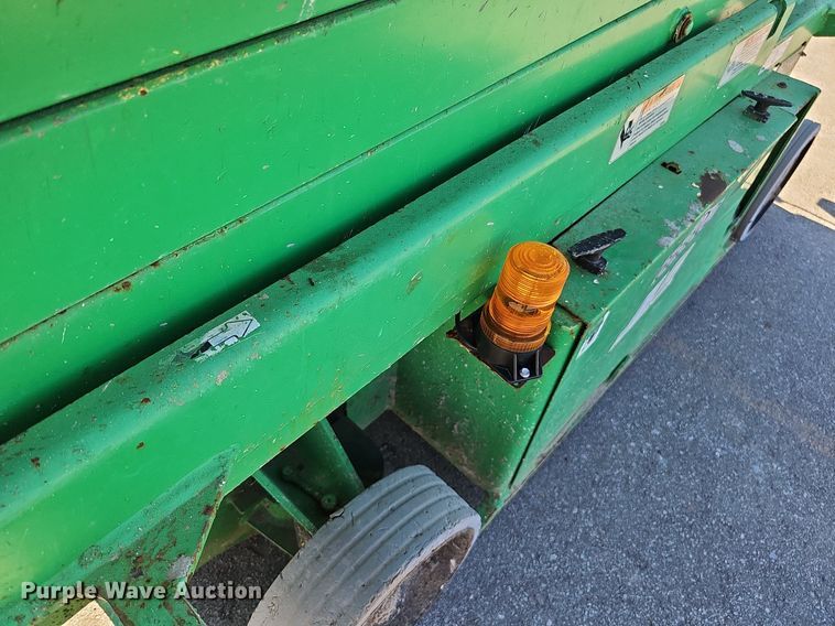 image for item DQ1166 2014 JLG Industries 1932RS  scissor lift
