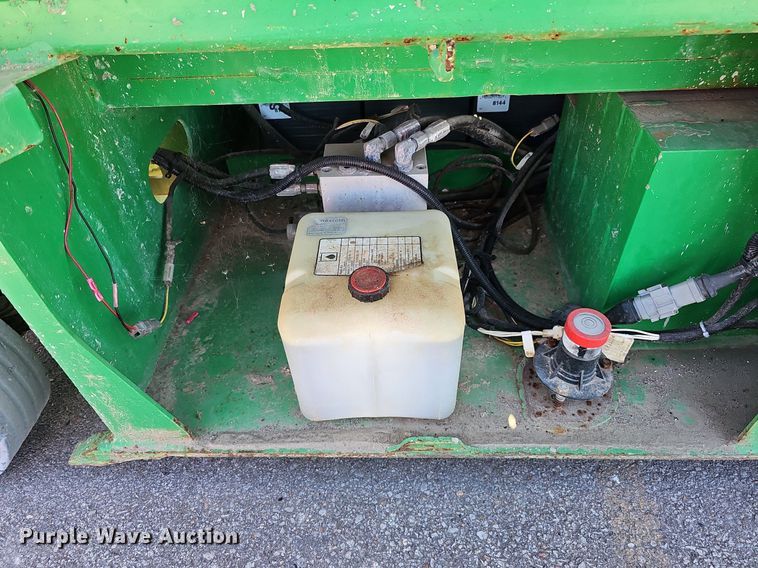 image for item DQ1166 2014 JLG Industries 1932RS  scissor lift