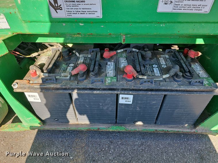 image for item DQ1166 2014 JLG Industries 1932RS  scissor lift